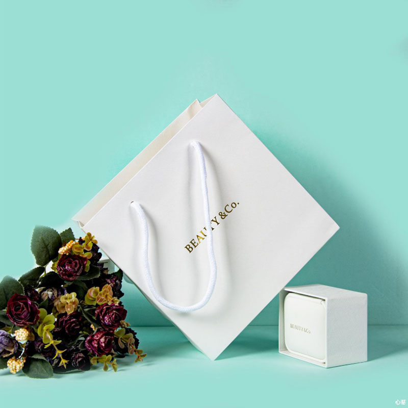 Lipack Fashion Kraft Jewellery Paper Bag with Logo Printed