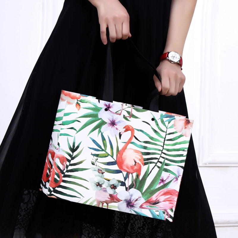 Lipack Handmade Boutique Paper Bag for Gift with Logo Printed